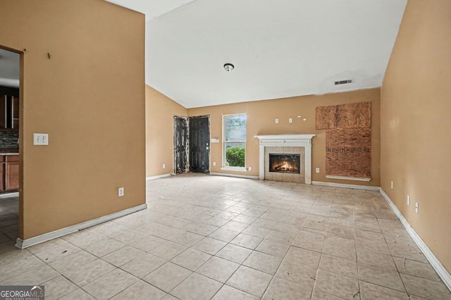 1727 Vauxhall Drive, Lithonia, GA 30058