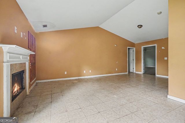 1727 Vauxhall Drive, Lithonia, GA 30058