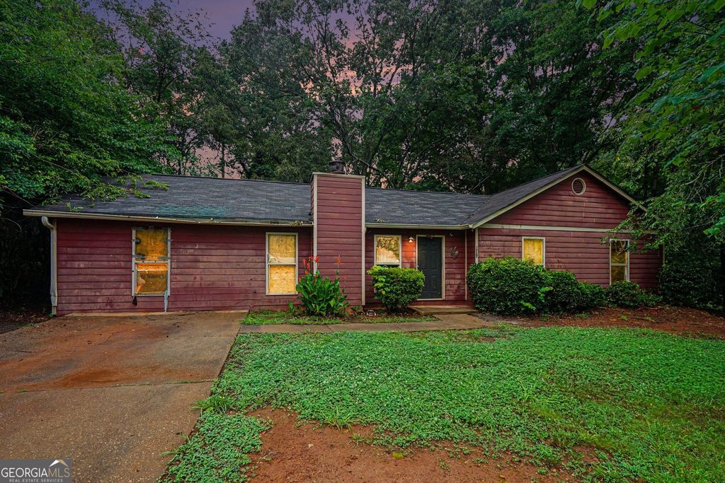 1727 Vauxhall Drive, Lithonia, GA 30058