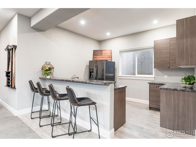 8712 Portico Ln, Longmont, CO 80503