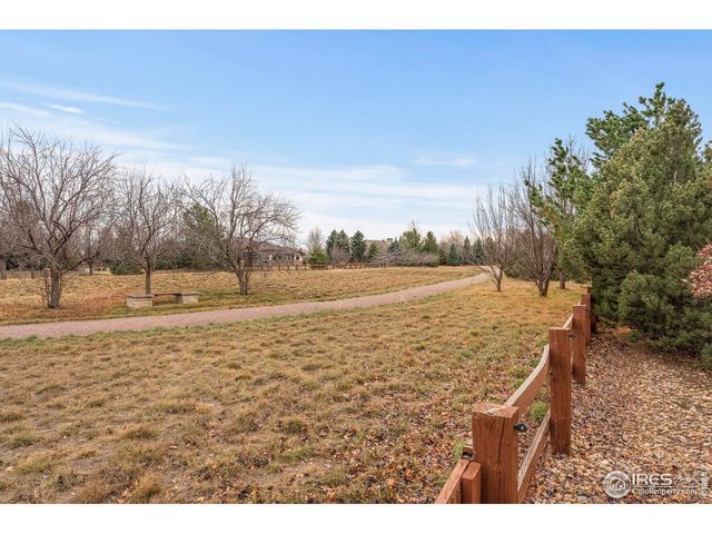 8712 Portico Ln, Longmont, CO 80503