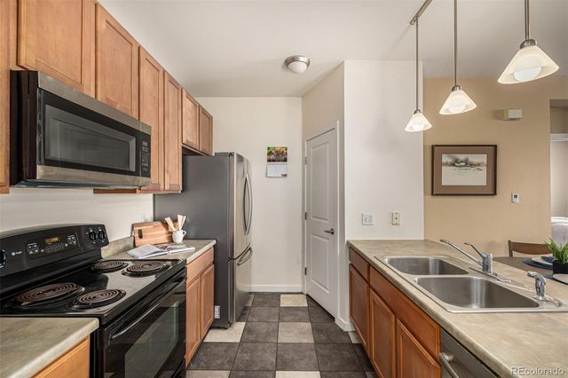 4100 Albion Street 321, Denver, CO 80216