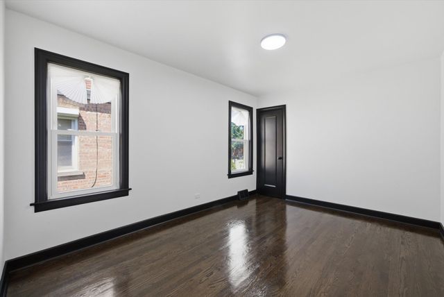 6604 S Rockwell Street, Chicago, IL 60629
