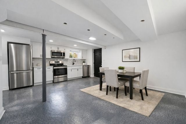 6604 S Rockwell Street, Chicago, IL 60629