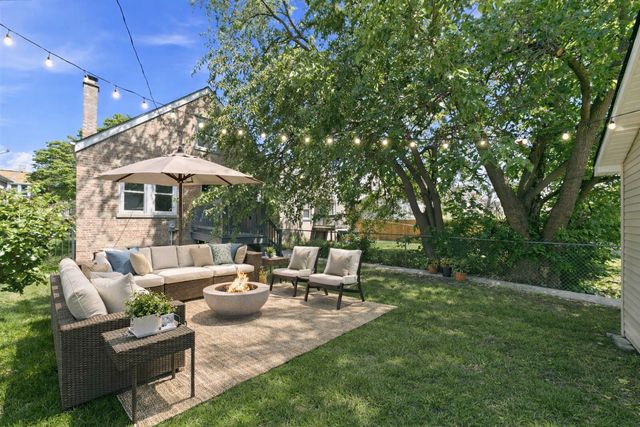 6604 S Rockwell Street, Chicago, IL 60629