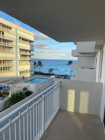 3215 S Ocean Boulevard 402, Highland Beach, FL 33487