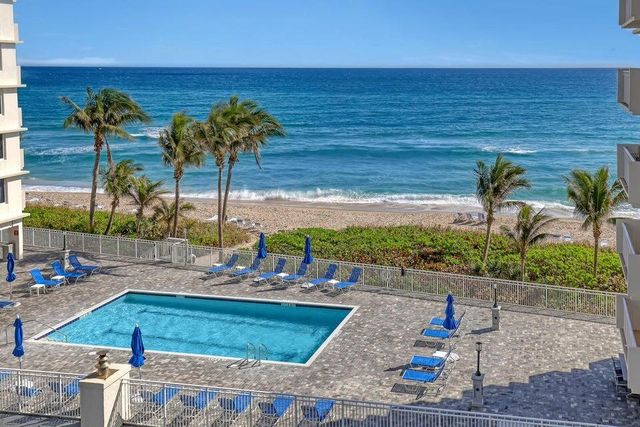 3215 S Ocean Boulevard 402, Highland Beach, FL 33487