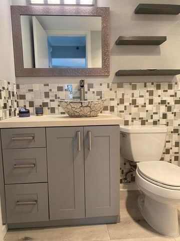 3215 S Ocean Boulevard 402, Highland Beach, FL 33487
