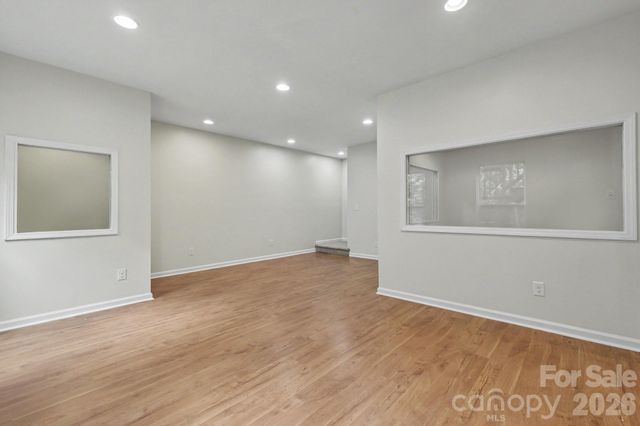 2318 Sonoma Valley Drive, Charlotte, NC 28214