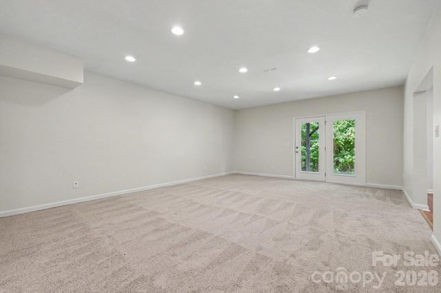 2318 Sonoma Valley Drive, Charlotte, NC 28214
