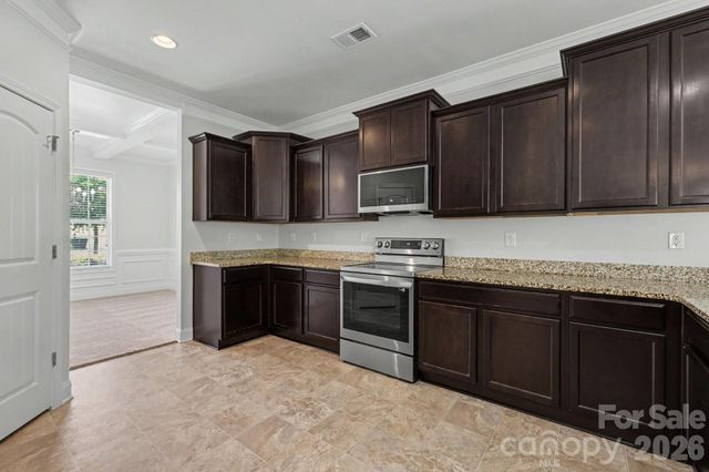 2318 Sonoma Valley Drive, Charlotte, NC 28214