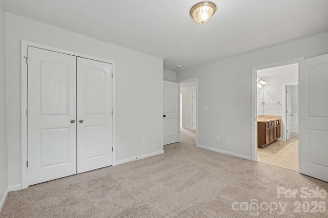 2318 Sonoma Valley Drive, Charlotte, NC 28214