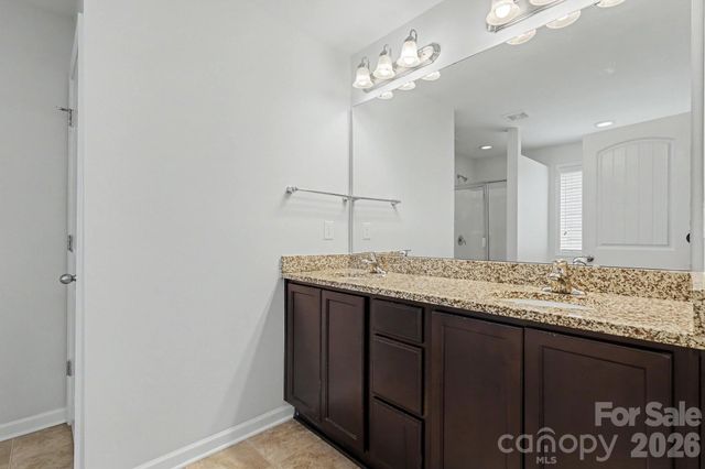 2318 Sonoma Valley Drive, Charlotte, NC 28214