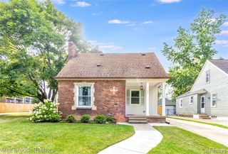 121 N Blair Avenue, Royal Oak, MI 48067