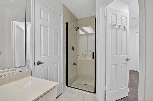 5530 Coach House Circle E, Boca Raton, FL 33486