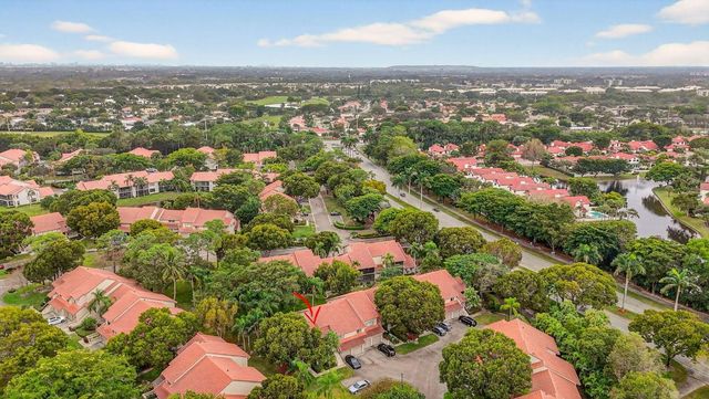 5530 Coach House Circle E, Boca Raton, FL 33486