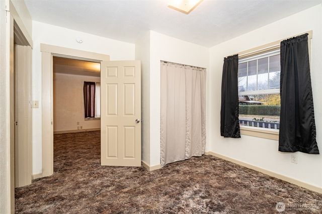 916 L Street, Centralia, WA 98531