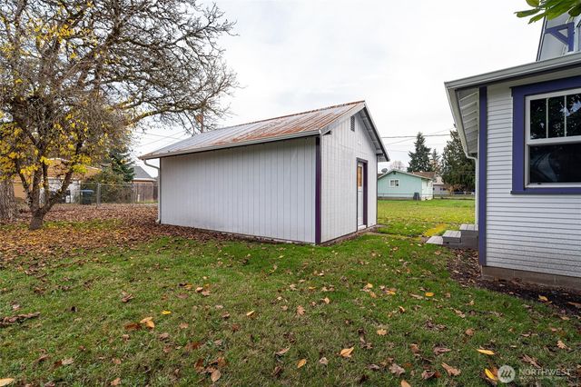 916 L Street, Centralia, WA 98531