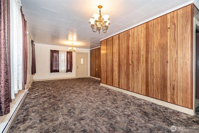 916 L Street, Centralia, WA 98531