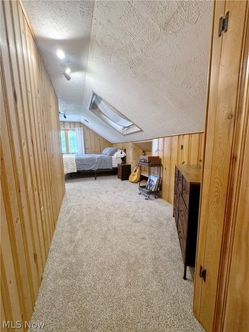 1333 Clearview Road, Lyndhurst, OH 44124