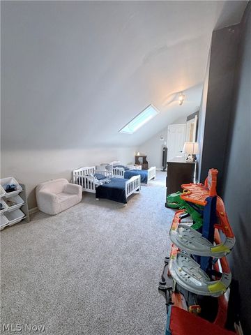 1333 Clearview Road, Lyndhurst, OH 44124