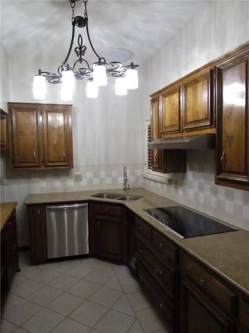 3223 Bryan Street, Dallas, TX 75204
