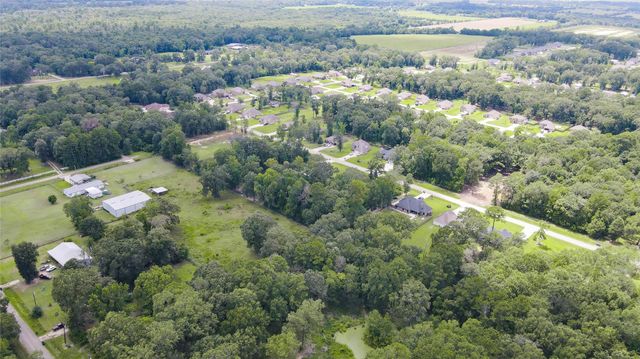 133 County Road 6606, Dayton, TX 77535
