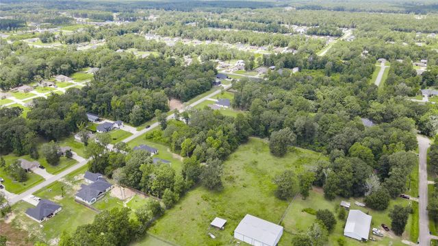 133 County Road 6606, Dayton, TX 77535
