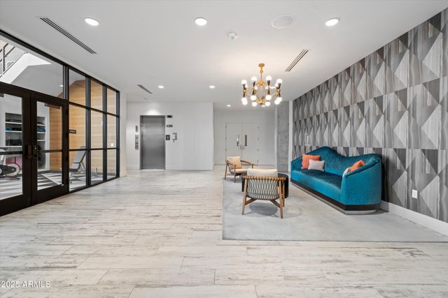 3131 N CENTRAL Avenue 6002, Phoenix, AZ 85012