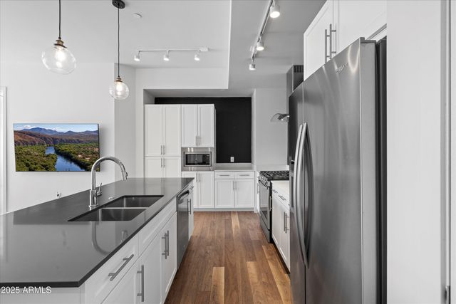 3131 N CENTRAL Avenue 6002, Phoenix, AZ 85012