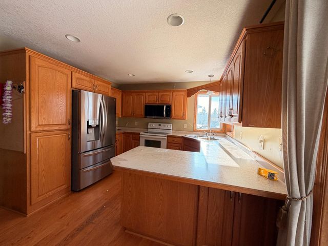 38634 Henna Circle, North Branch, MN 55056