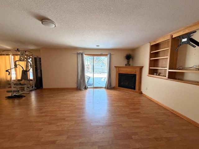 38634 Henna Circle, North Branch, MN 55056