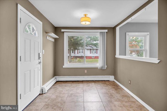 1014 W KINGS HWY, Mount Ephraim, NJ 08059