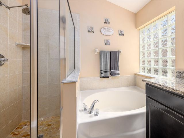 18050 ARBOR CREST DRIVE, Tampa, FL 33647