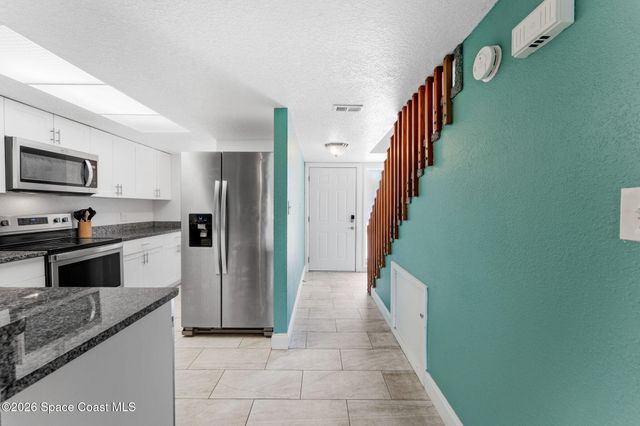 402 N 1st Street 10, Cocoa Beach, FL 32931