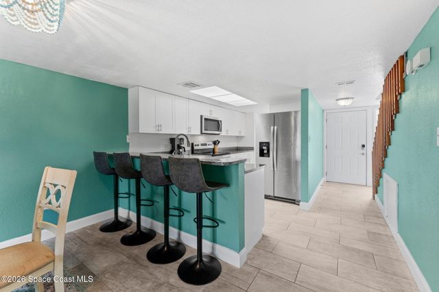 402 N 1st Street 10, Cocoa Beach, FL 32931