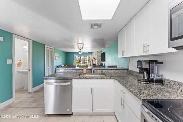 402 N 1st Street 10, Cocoa Beach, FL 32931