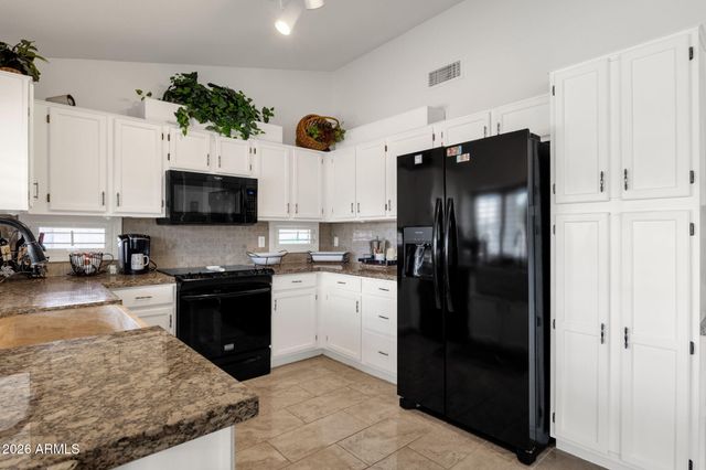 17696 N DESERT FLOWER Trail, Surprise, AZ 85374