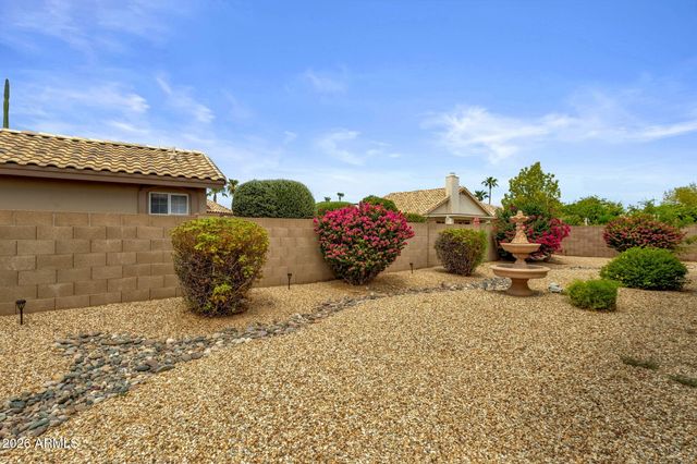 17696 N DESERT FLOWER Trail, Surprise, AZ 85374