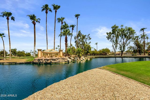 17696 N DESERT FLOWER Trail, Surprise, AZ 85374