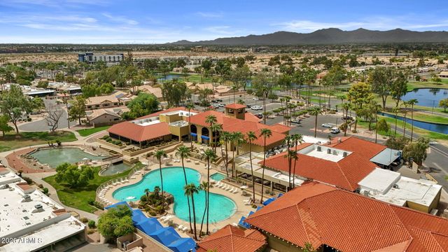 17696 N DESERT FLOWER Trail, Surprise, AZ 85374