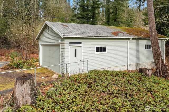 23203 Upper Dorre Don Way SE, Maple Valley, WA 98038