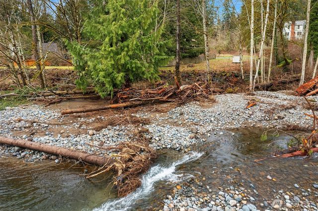 23203 Upper Dorre Don Way SE, Maple Valley, WA 98038