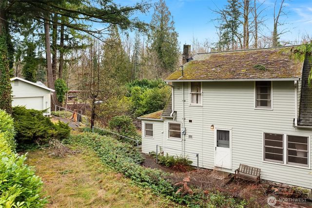 23203 Upper Dorre Don Way SE, Maple Valley, WA 98038