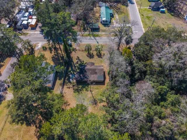 700 Peake Street, Holly Hill, SC 29059