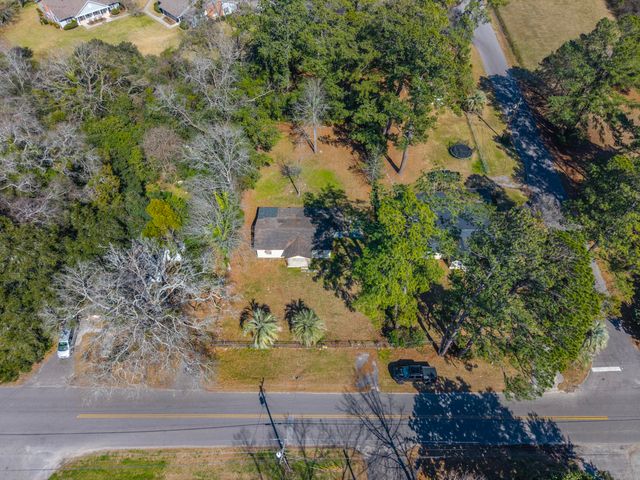 700 Peake Street, Holly Hill, SC 29059