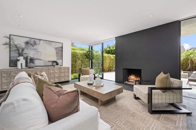 2402 Camino Del Mar, Del Mar, CA 92014