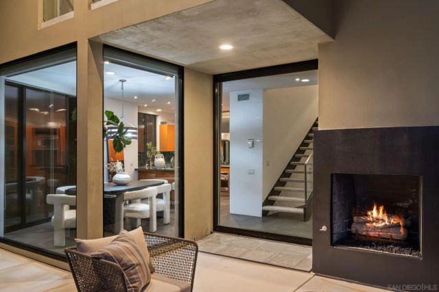 2402 Camino Del Mar, Del Mar, CA 92014