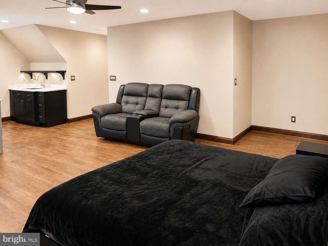 24715 HALF PONE POINT RD, Hollywood, MD 20636