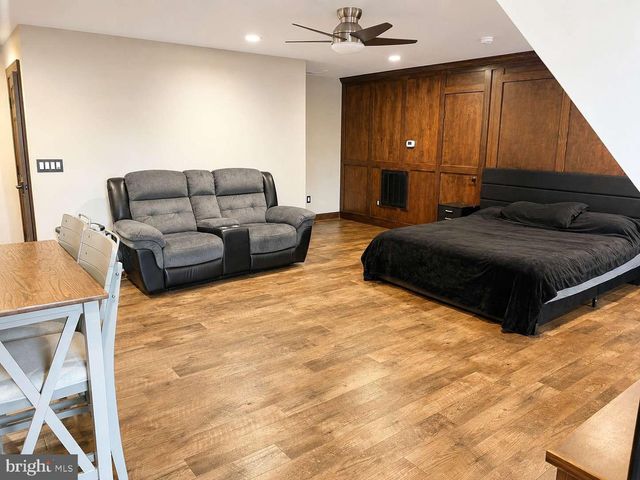 24715 HALF PONE POINT RD, Hollywood, MD 20636